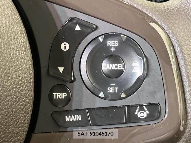 Honda N BOX 2022-03 210702-5