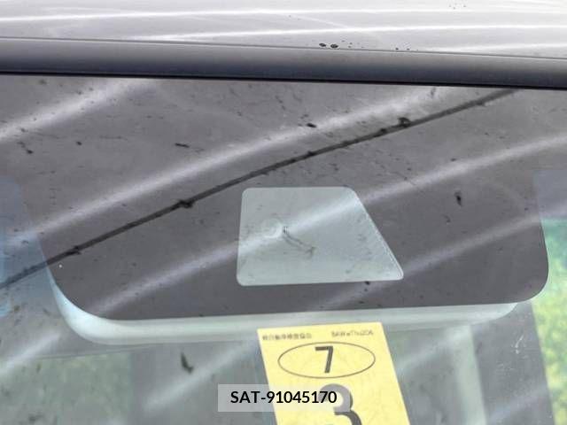 Honda N BOX 2022-03 210702-4