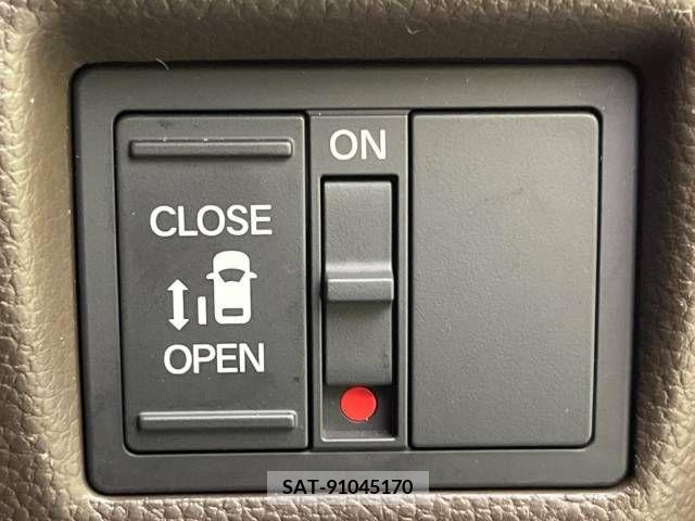 Honda N BOX 2022-03 210702-6