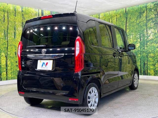 Honda N BOX 2022-03 210702-17