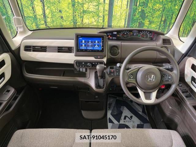 Honda N BOX 2022-03 210702-1