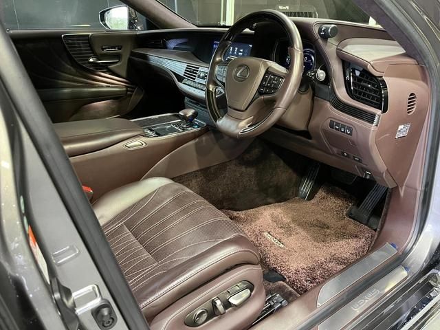 Lexus LS 2018-02 192834-16