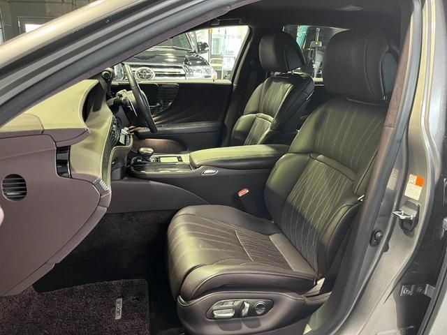 Lexus LS 2018-02 192834-17
