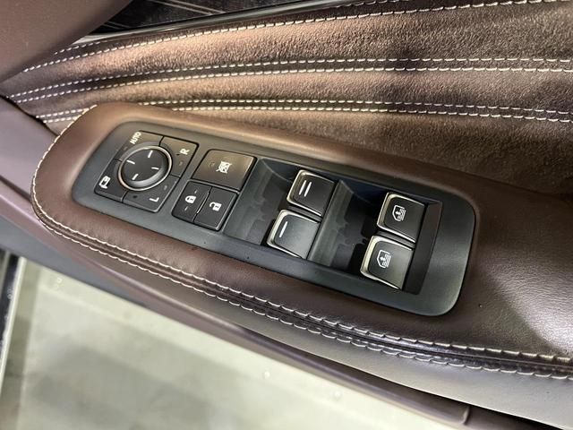 Lexus LS 2018-02 192834-24