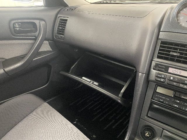 Nissan SKYLINE 2000-02 2502-16