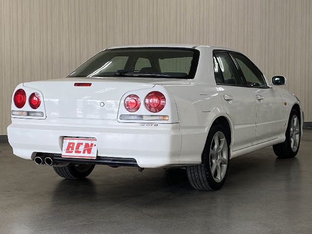 Nissan SKYLINE 2000-02 2502-2