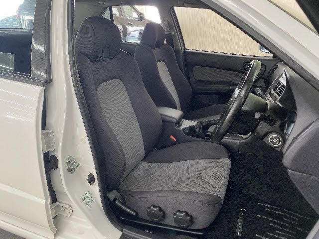 Nissan SKYLINE 2000-02 2502-21