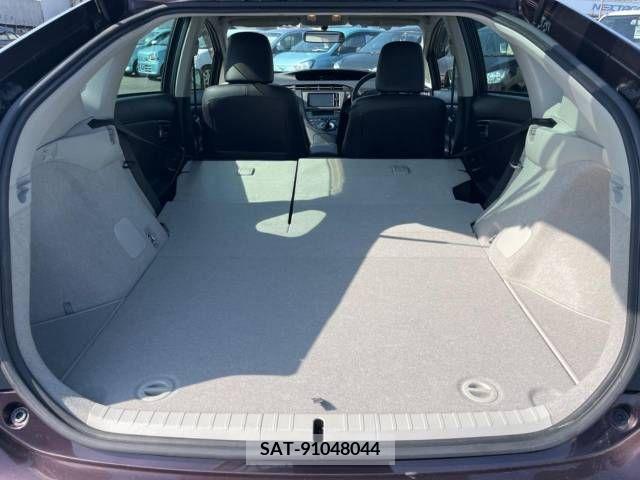 Toyota PRIUS 2013-06 257247-10