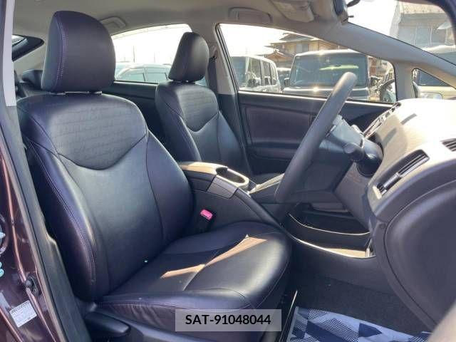 Toyota PRIUS 2013-06 257247-8