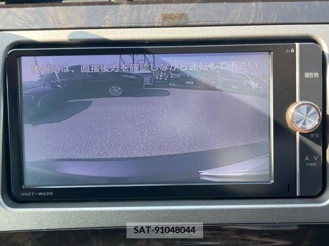 Toyota PRIUS 2013-06 257247-3