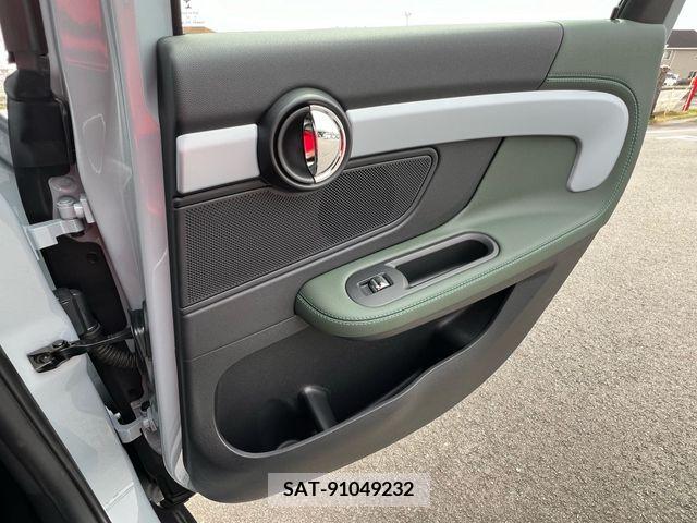 Bmw MINI 2022-10 237402-15