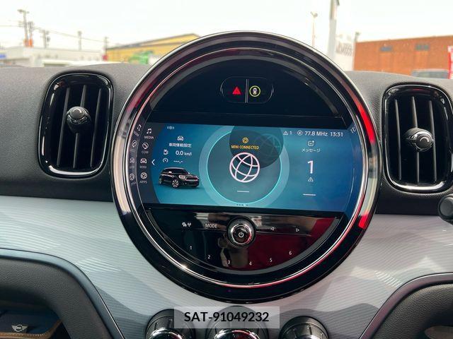 Bmw MINI 2022-10 237402-24