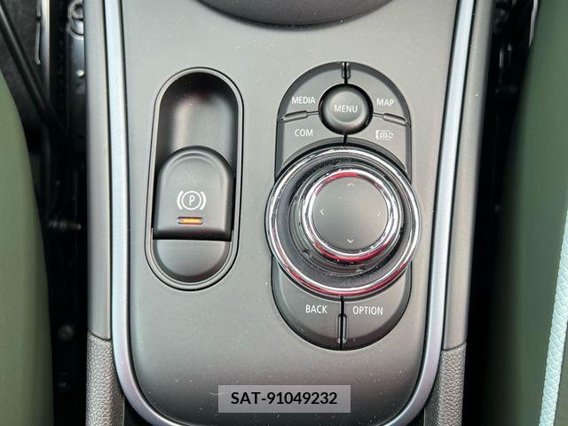 Bmw MINI 2022-10 237402-27