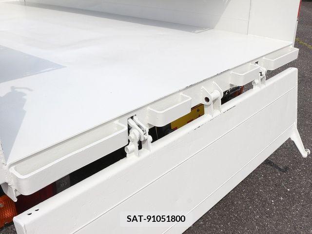 Hino DUTRO 2018-01 296679-9