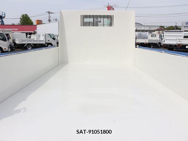 Hino DUTRO 2018-01 296679-10
