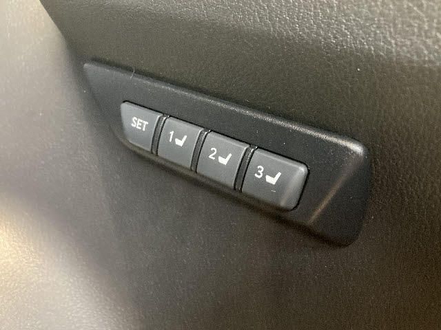 Lexus NX 2015-11 20079-14