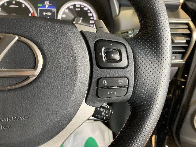 Lexus NX 2015-11 20079-10