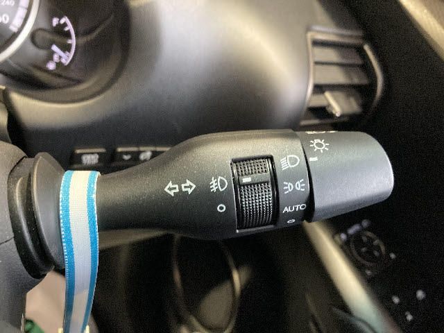 Lexus NX 2015-11 20079-15