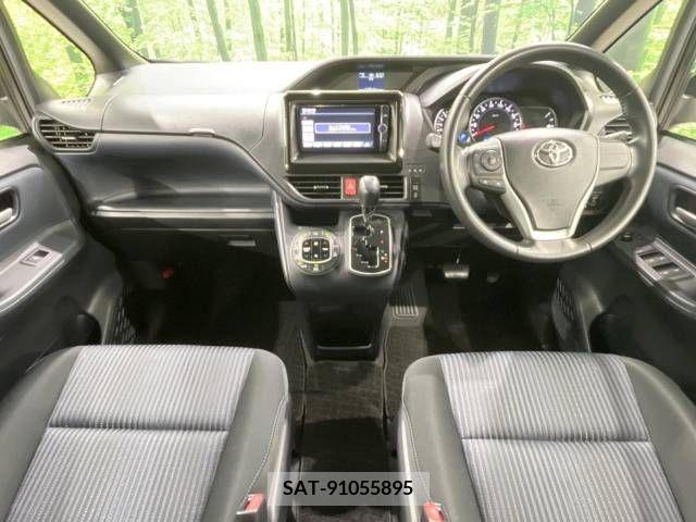 Toyota VOXY 2014-01 219146-1
