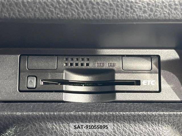 Toyota VOXY 2014-01 219146-5