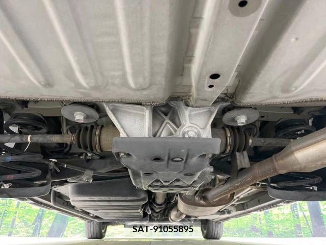 Toyota VOXY 2014-01 219146-19