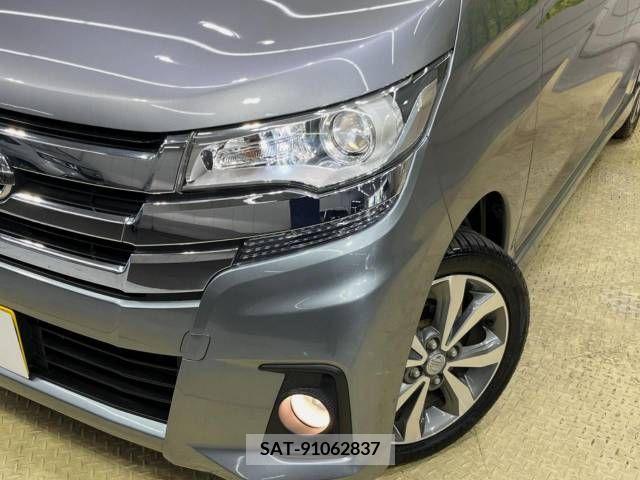 Nissan DAYZ 2017-01 358966-12
