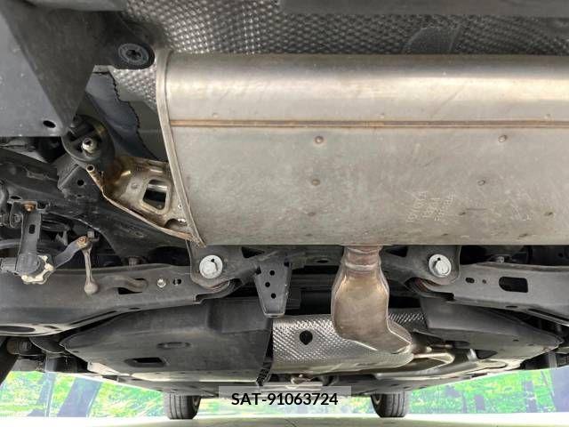 Toyota PRIUS PHV 2018-02 282518-19