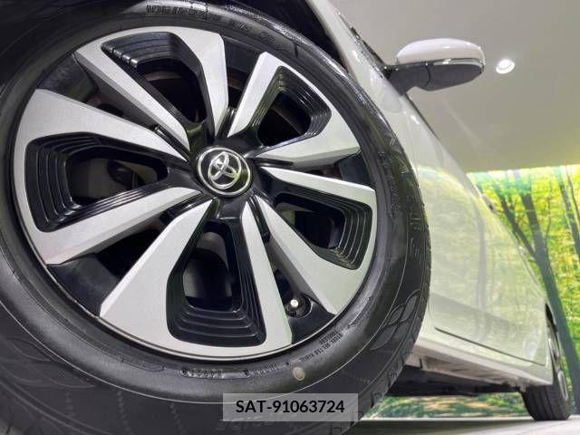 Toyota PRIUS PHV 2018-02 282518-13