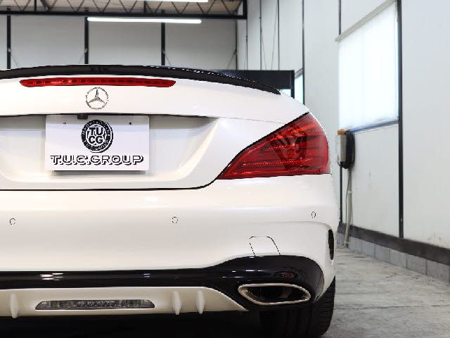 Mercedes Benz SL-CLASS 2017-08 7896-15