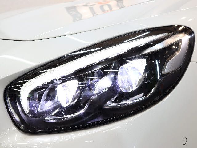Mercedes Benz SL-CLASS 2017-08 7896-19