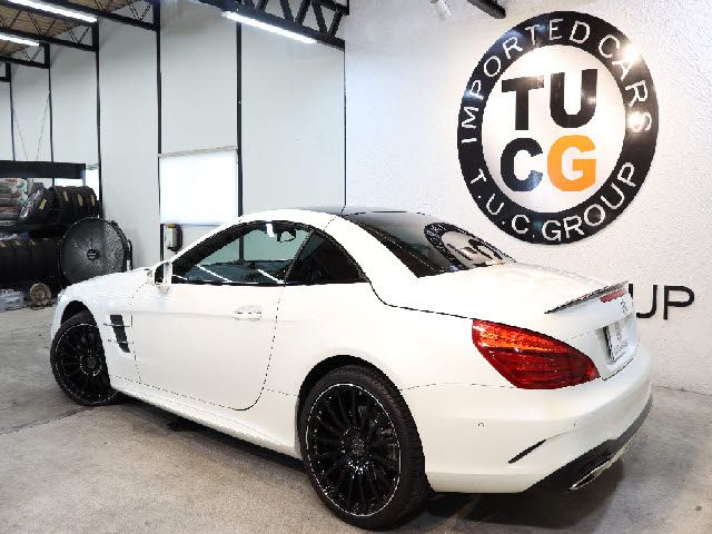 Mercedes Benz SL-CLASS 2017-08 7896-14