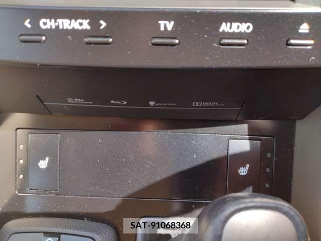 Lexus IS 2013-11 297901-11
