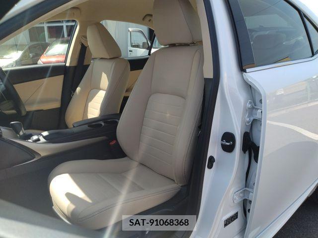 Lexus IS 2013-11 297901-17