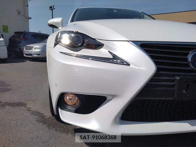 Lexus IS 2013-11 297901-21