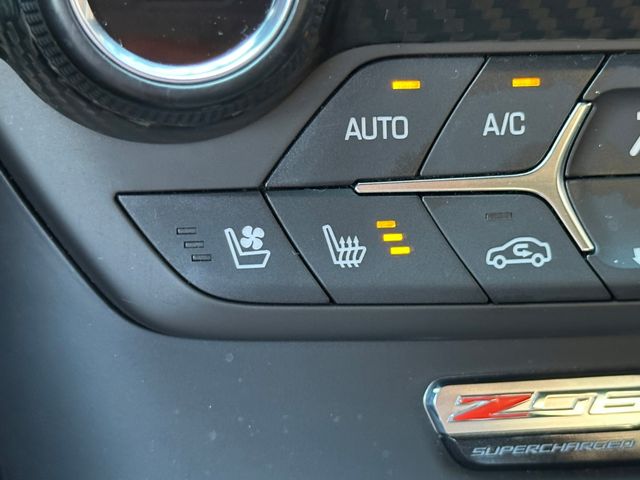 Chevrolet CORVETTE 2017-01 22071-17