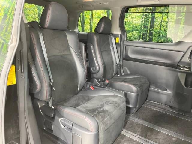 Toyota VELLFIRE 2012-11 189140-9