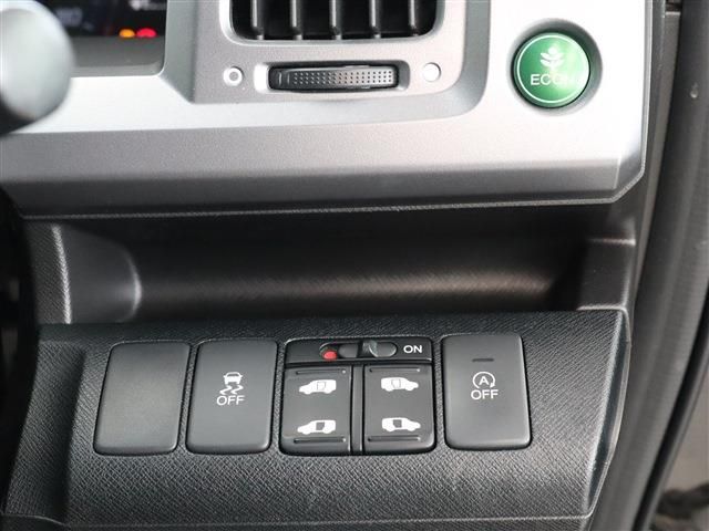 Honda e 2015-03 183558-15