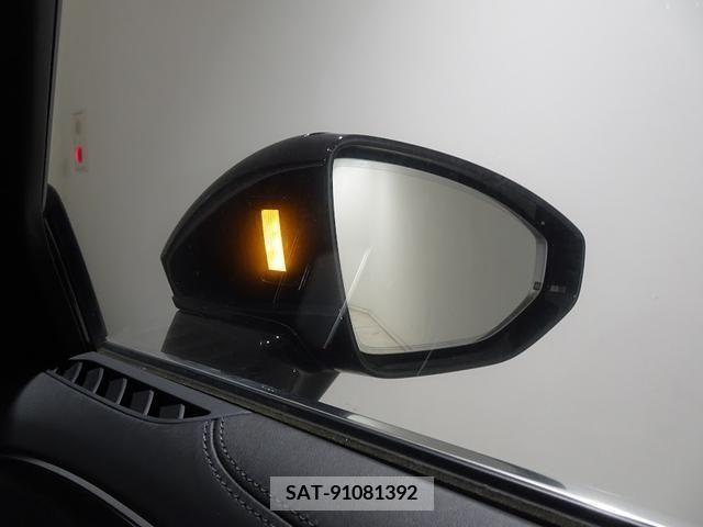 Audi A8 2018-10 212530-15