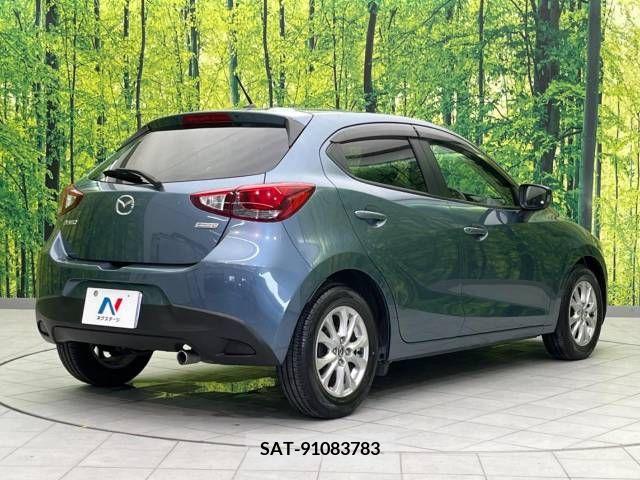 Mazda DEMIO 2015-05 301926-17