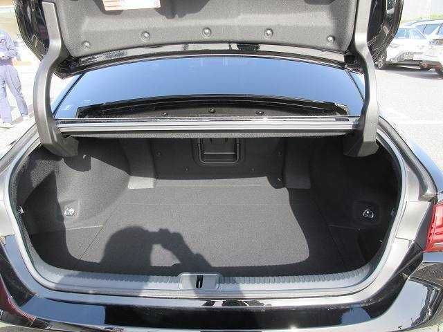 Lexus ES 2019-05 5984-12