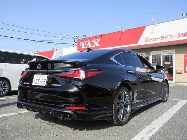Lexus ES 2019-05 5984-2