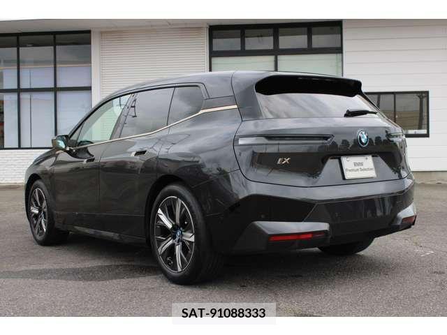 Bmw IX 2023-07 357144-16