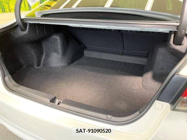 Toyota MARK X 2015-04 244412-10