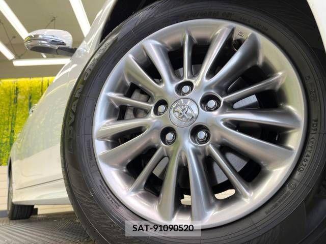 Toyota MARK X 2015-04 244412-13