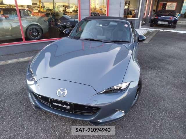 Mazda ROADSTER 2022-08 213773-1