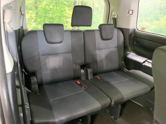 Toyota VOXY 2014-06 184719-10