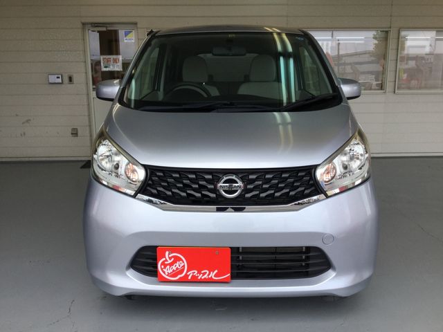 Nissan DAYZ 2013-10 6030-3