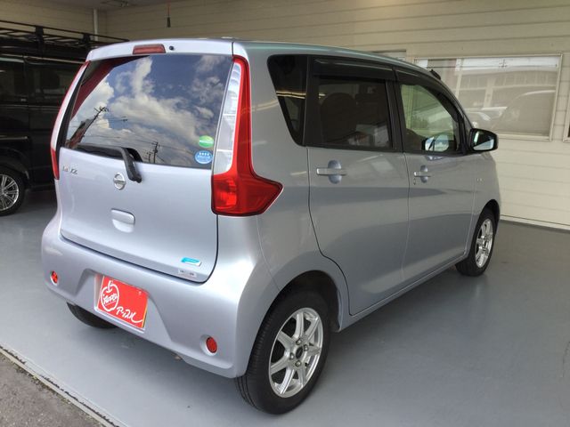 Nissan DAYZ 2013-10 6030-2