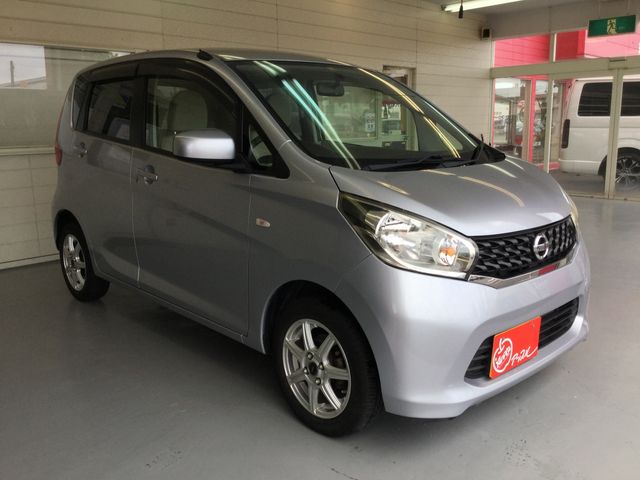 Nissan DAYZ 2013-10 6030-4