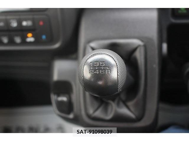 Honda N-VAN 2019-01 365648-2